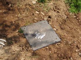 This is the concrete slab base 8 x 6 to fit a BH 1360 on the 20/03/2008
